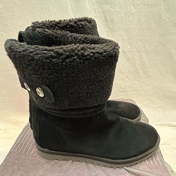 Aquatalia Black Pedri Suede Water-Resistant Cuff Boots 5.5 - Picture 4 of 16